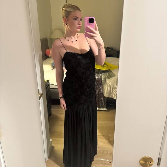 Alexis Strapless Black Gown - Picture 2 of 6